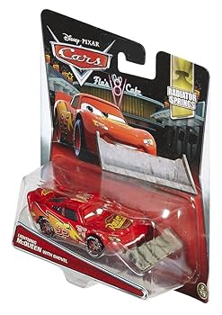 Amazon.com: Disney Cars Toys Lightning McQueen with Shovel